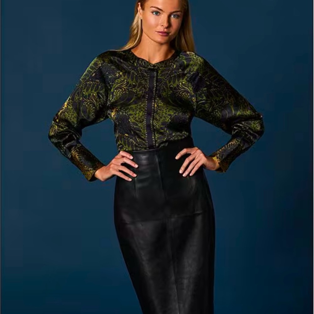 Antonio Melani 100% Genuine Leather Pencil Skirt with side zipper
